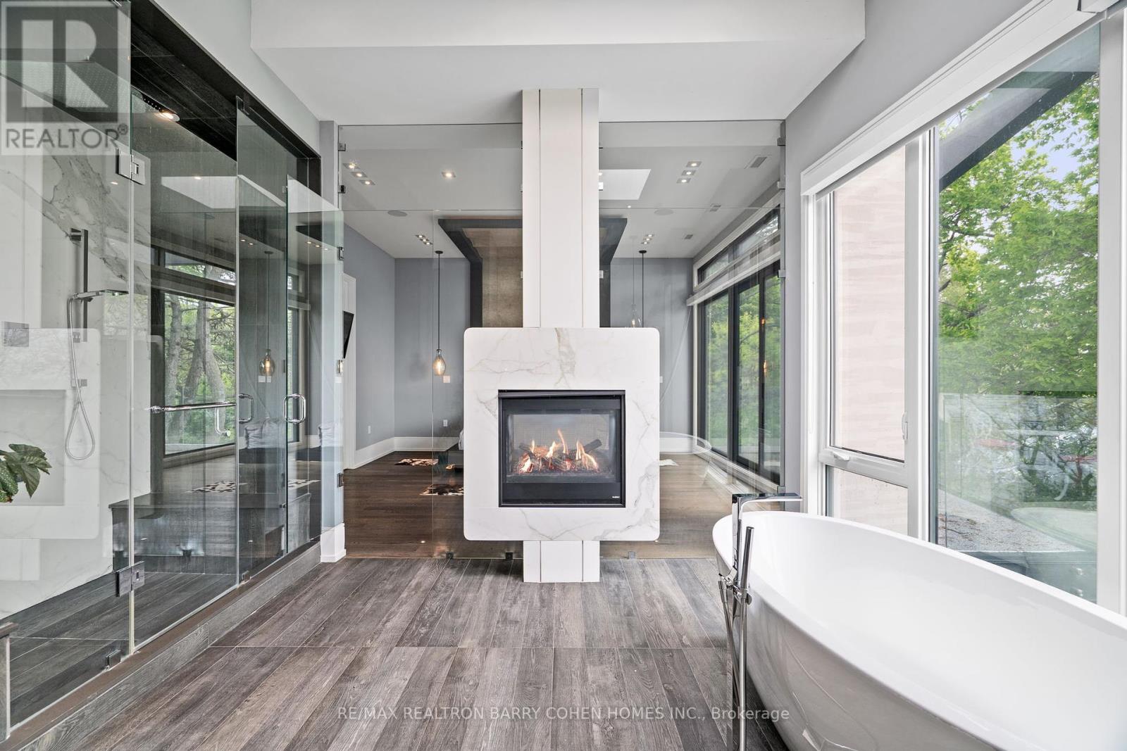 67 Lake Promenade, Toronto, Ontario  M8W 1A2 - Photo 29 - W12192096