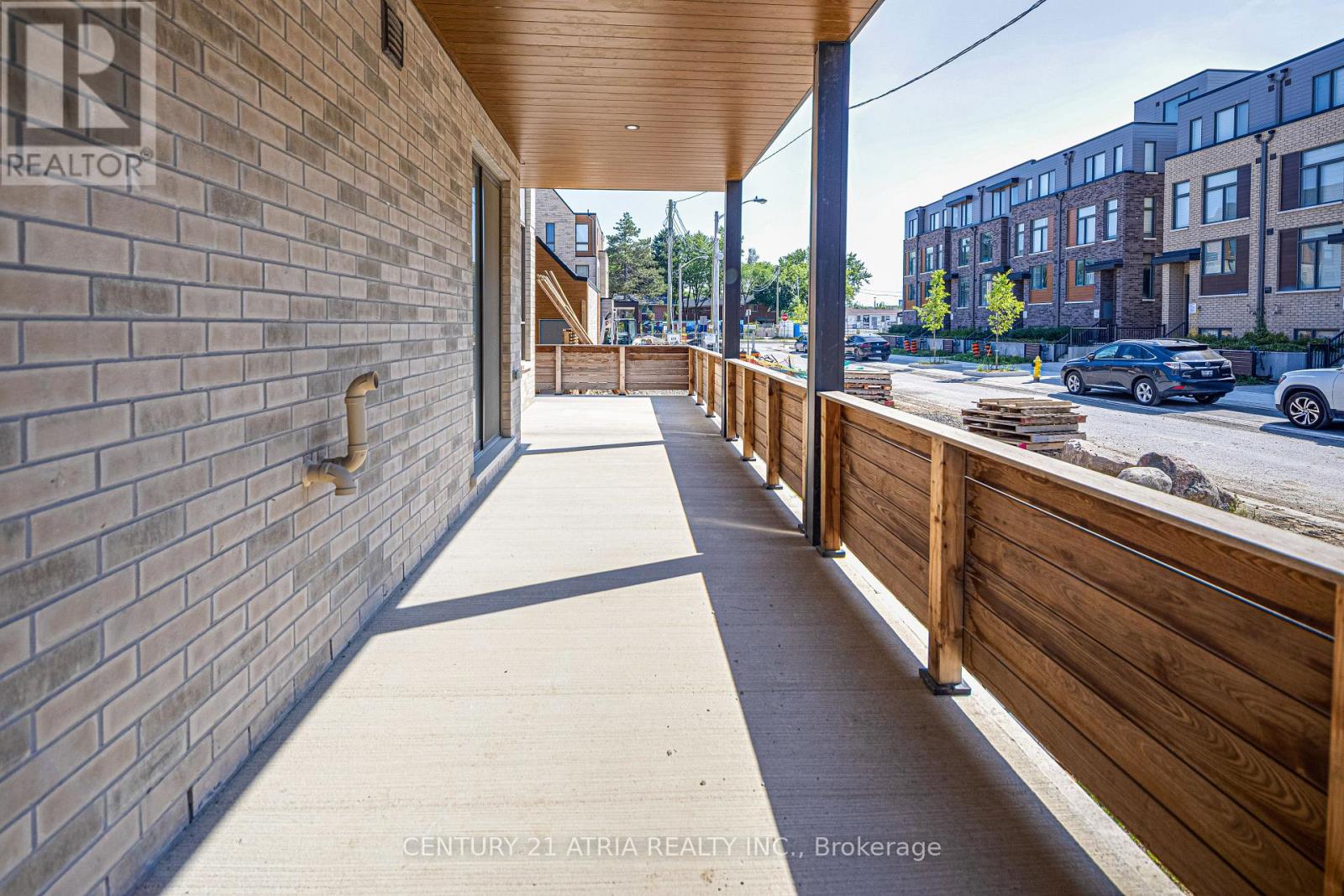 Property at 55 HOOYO TERRACE image 3