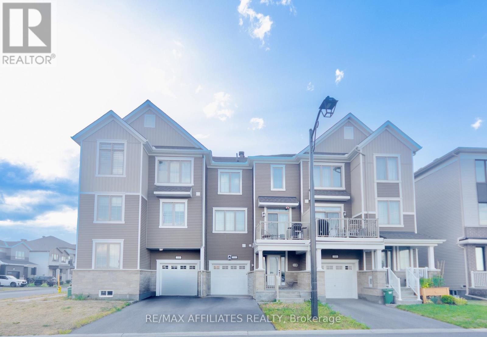 388 APHELION CRESCENT, Ottawa, Ontario