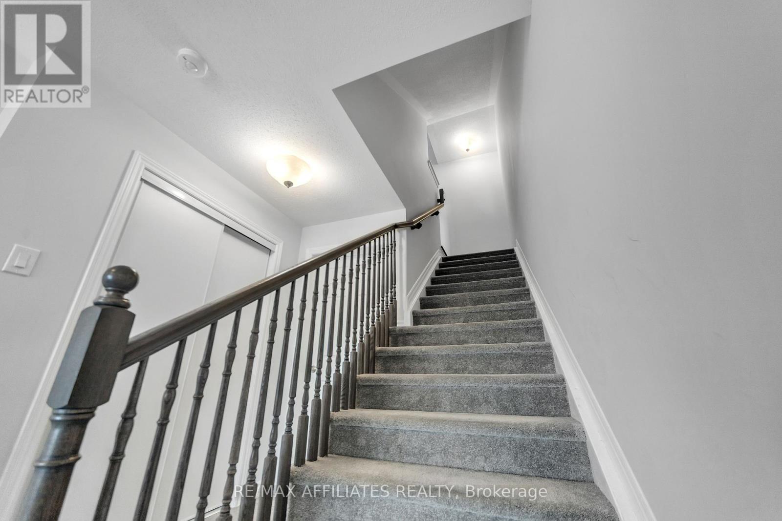 388 Aphelion Crescent, Ottawa, Ontario  K2J 6N5 - Photo 3 - X12345378