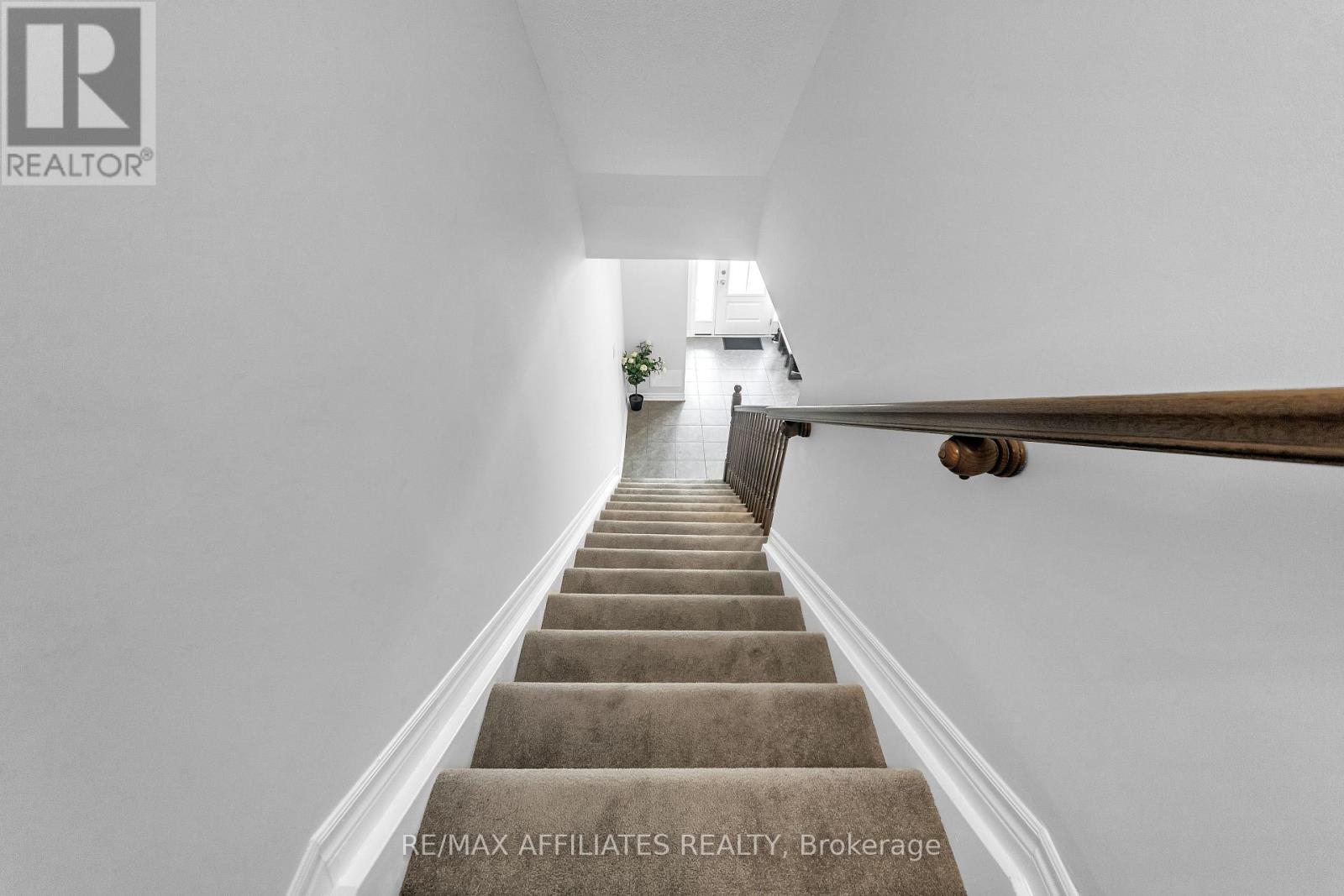 388 Aphelion Crescent, Ottawa, Ontario  K2J 6N5 - Photo 4 - X12345378