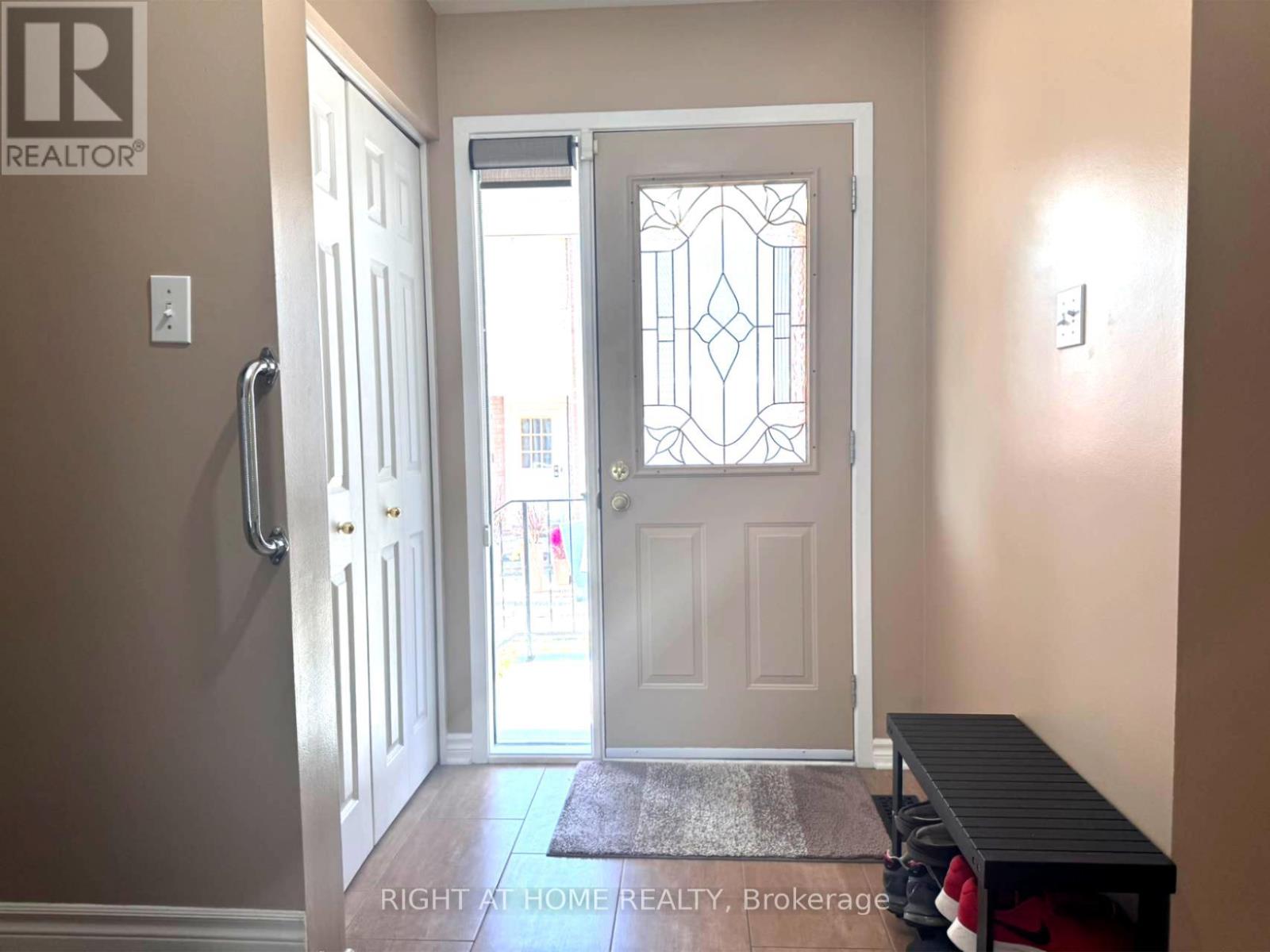155 Springwater Drive, Ottawa, Ontario  K2M 1Z9 - Photo 3 - X12345418