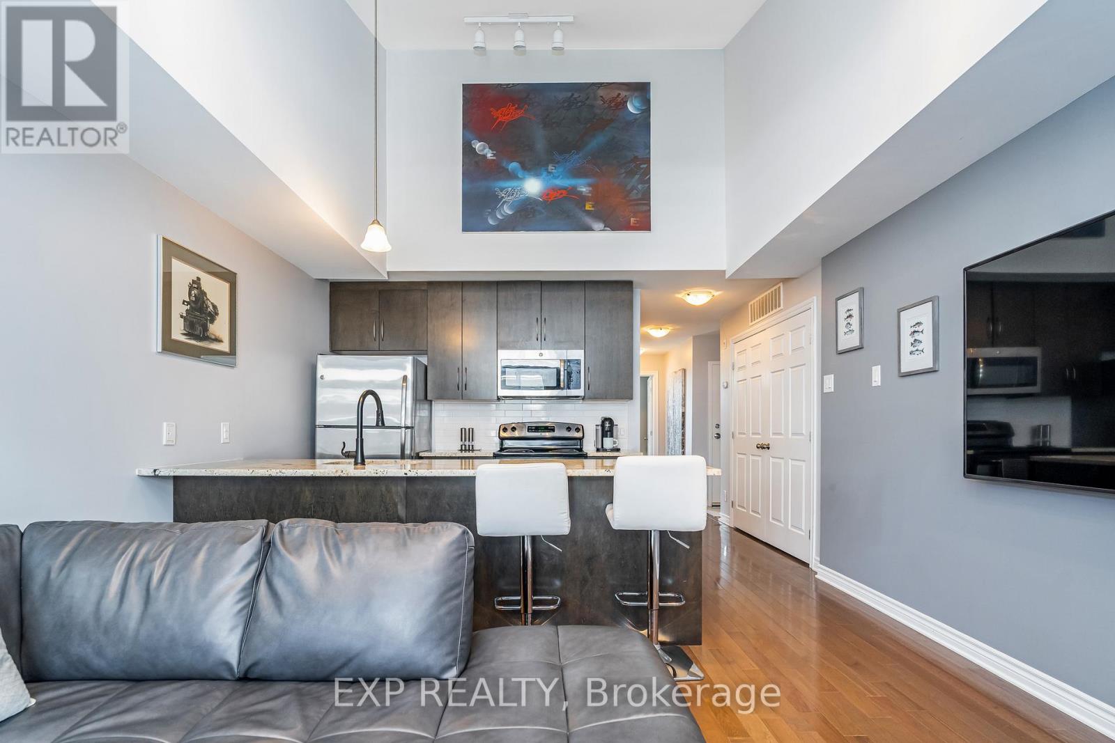 Property at G - 330 EVEREST PRIVATE image 5