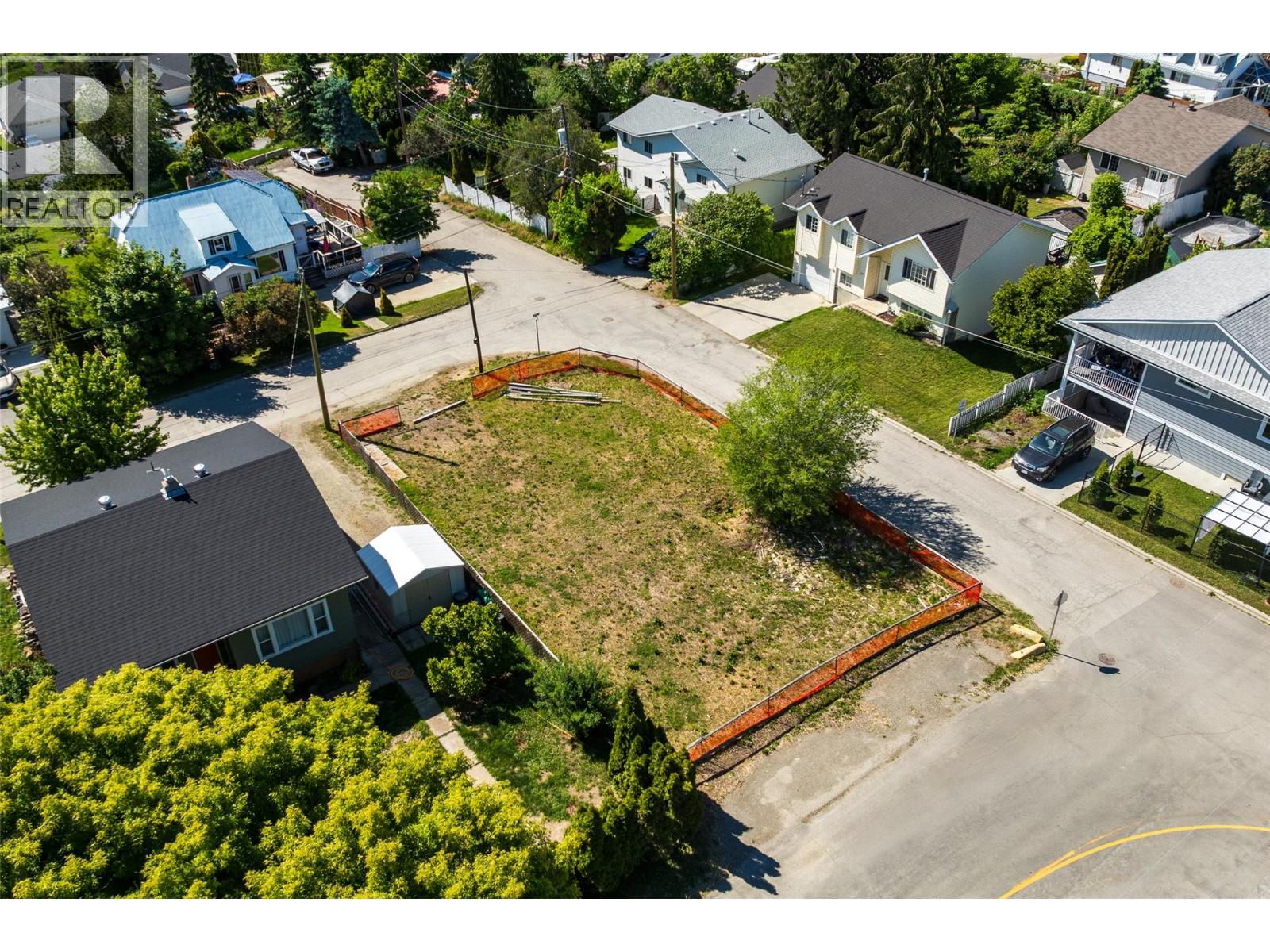 520 8th Avenue S, Creston, British Columbia  V0B 1G3 - Photo 13 - 10359421