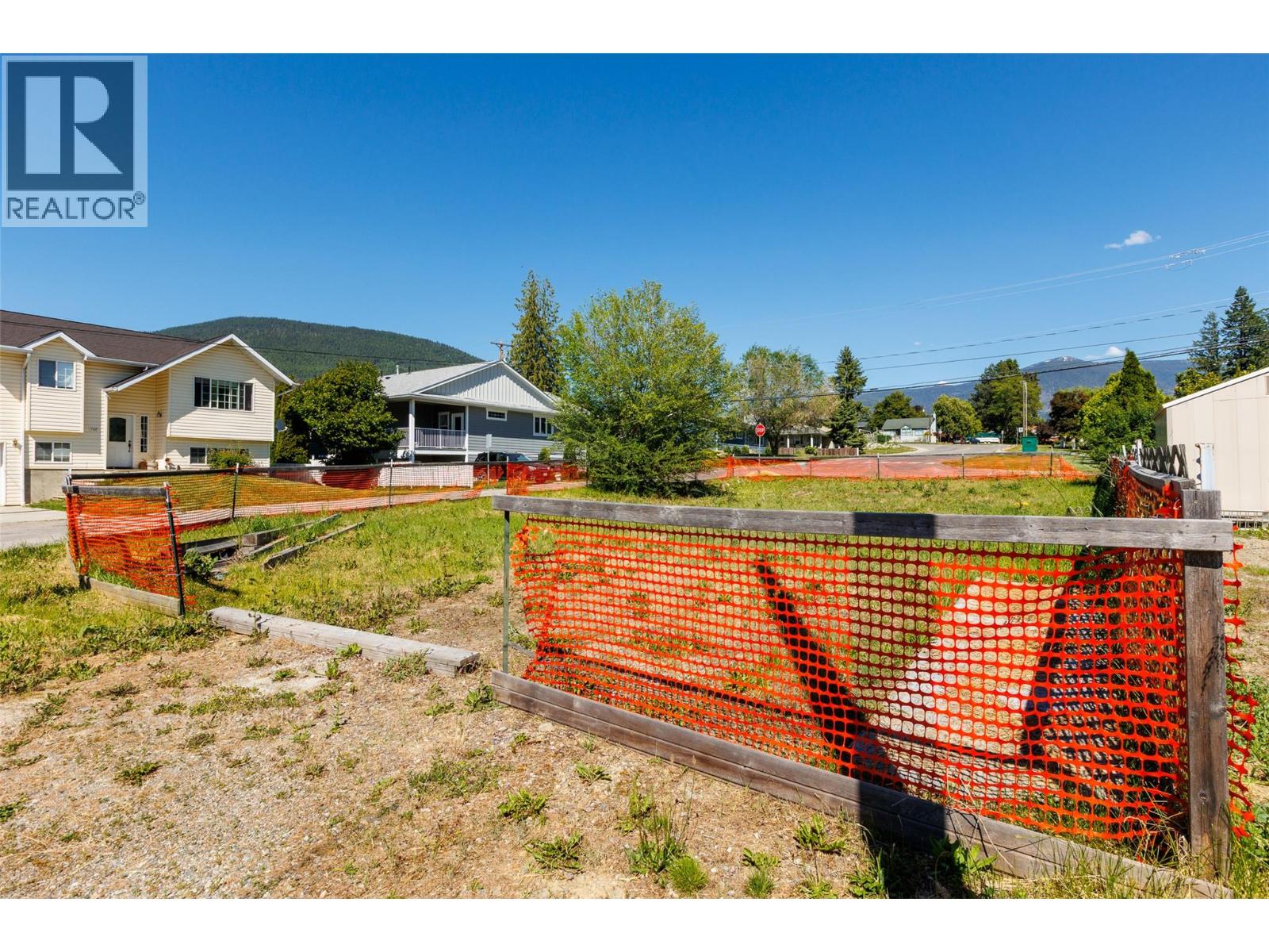 520 8th Avenue S, Creston, British Columbia  V0B 1G3 - Photo 8 - 10359421