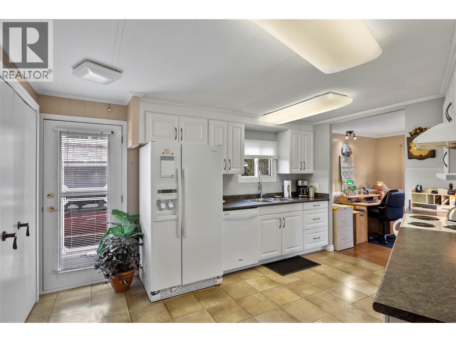 2400 Oakdale Way Unit# 236, Kamloops, British Columbia  V2B 6W7 - Photo 13 - 10358886