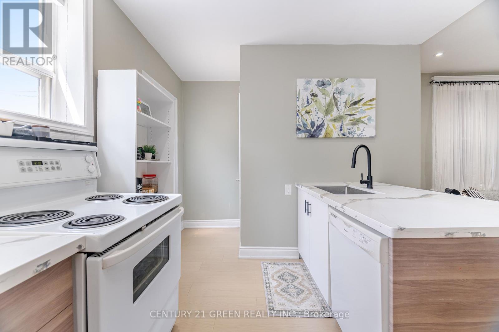 61 Stirton Street, Hamilton, Ontario  L8L 6E7 - Photo 15 - X12345298