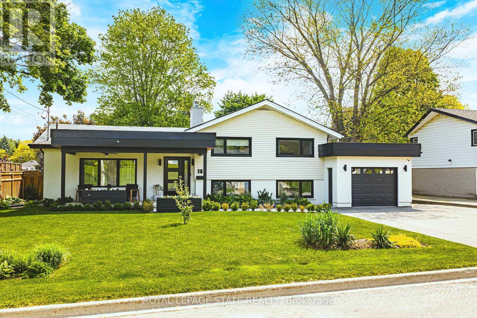 Property at 16 LYNNDALE DRIVE image 1