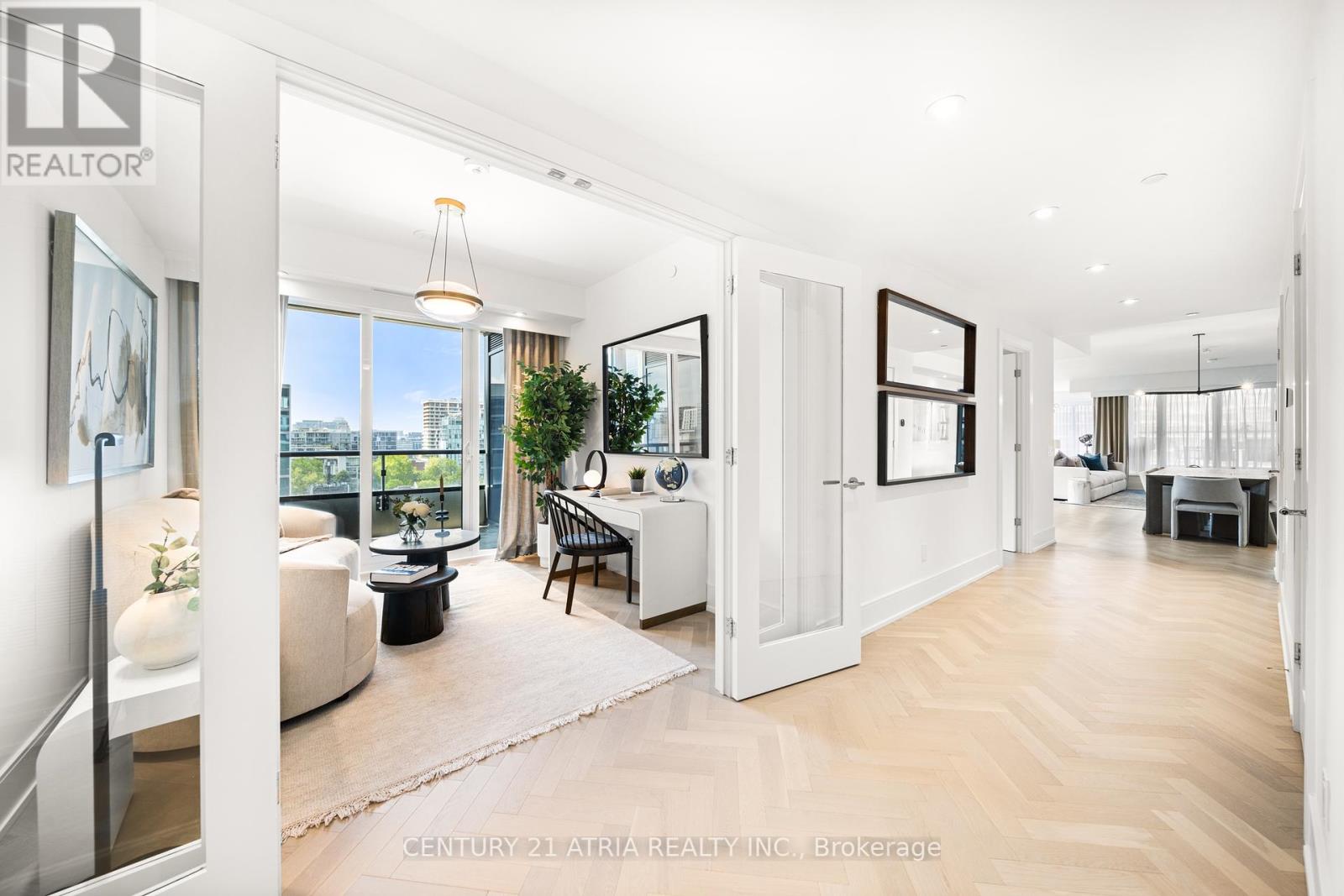 810 - 455 Wellington Street W, Toronto (Waterfront Communities), Ontario  M5J 2R2 - Photo 28 - C12331347