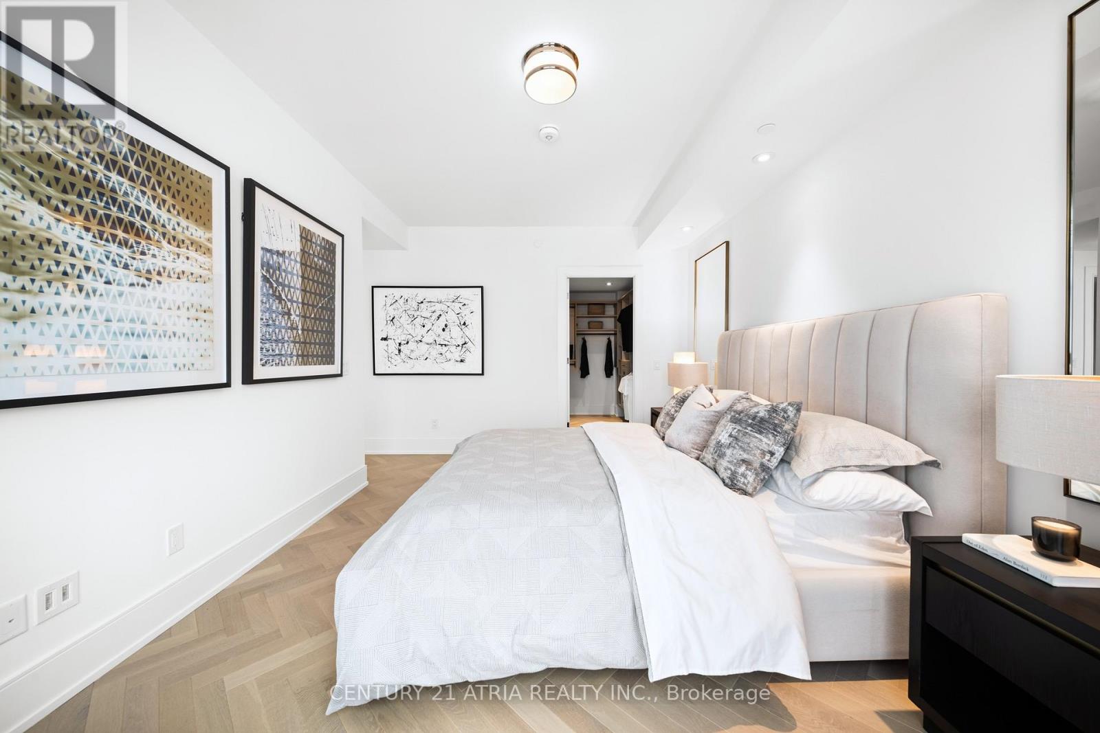 810 - 455 Wellington Street W, Toronto (Waterfront Communities), Ontario  M5J 2R2 - Photo 33 - C12331347