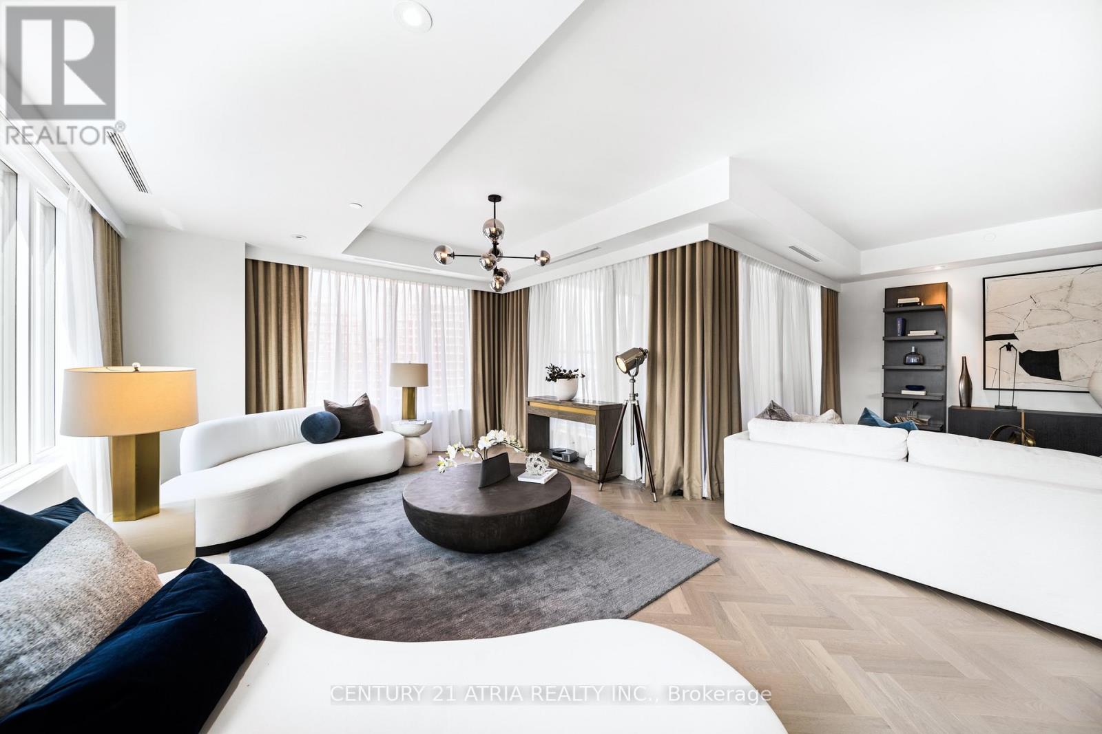 810 - 455 Wellington Street W, Toronto (Waterfront Communities), Ontario  M5J 2R2 - Photo 6 - C12331347