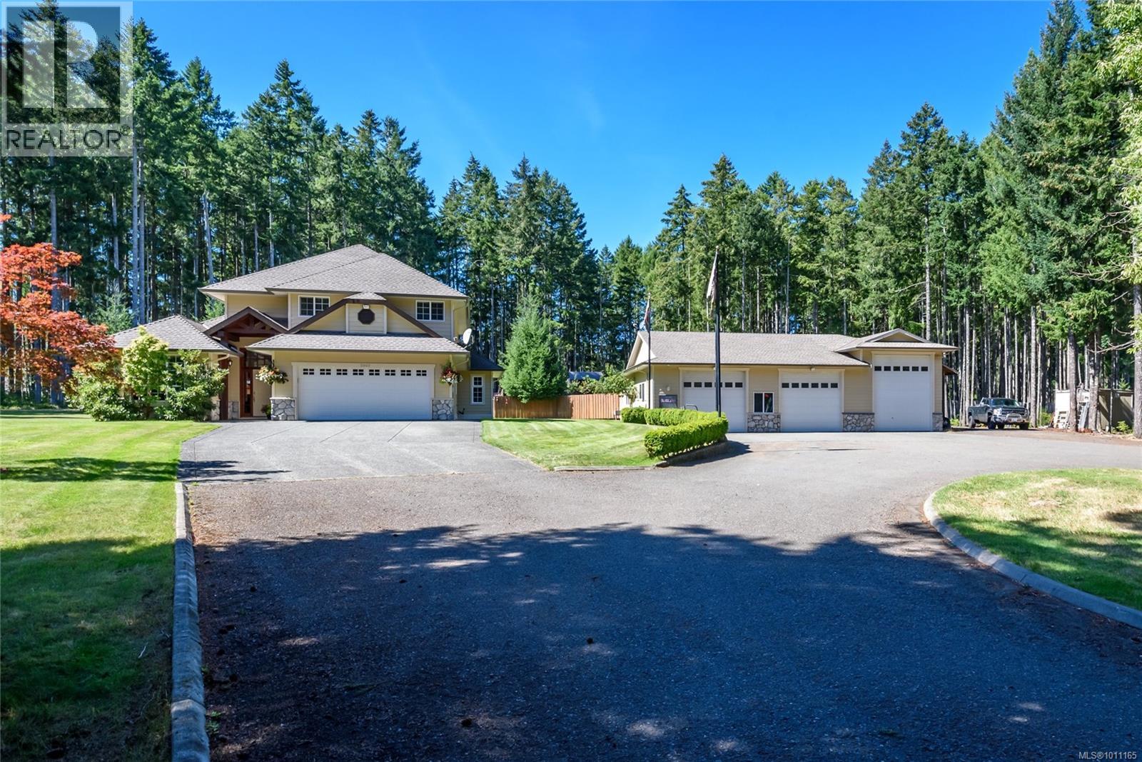 2042 Stevedor Rd, Courtenay, British Columbia