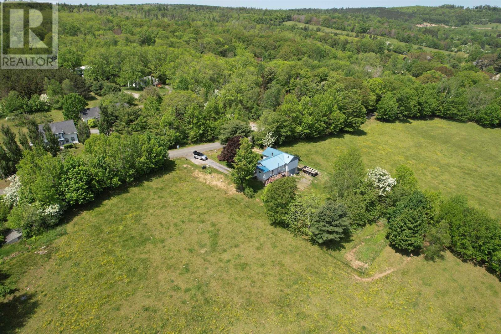 819 Riverview Road, Bear River, Nova Scotia  B0S 1B0 - Photo 6 - 202509322