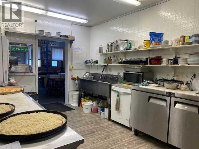 221 Centre Street, Tilley, Alberta  T0J 3K0 - Photo 10 - A2157445