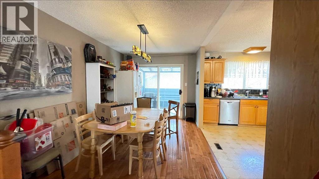 194 Pensacola Court W, Lethbridge, Alberta  T1K 4R6 - Photo 8 - A2243090