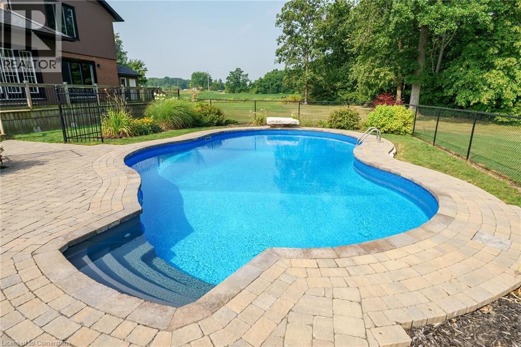 911 Indiana Road E, Canfield, Ontario  N0A 1C0 - Photo 37 - 40760422