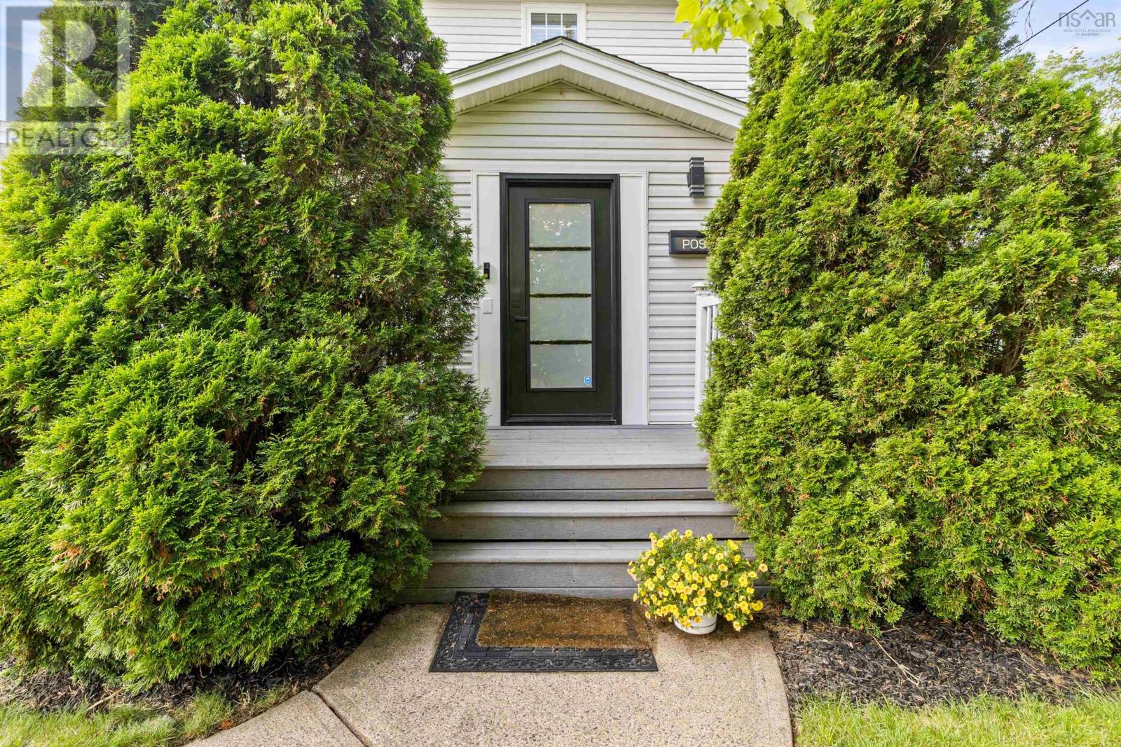 454 Basinview Drive, Bedford, Nova Scotia  B4A 1T4 - Photo 3 - 202518617