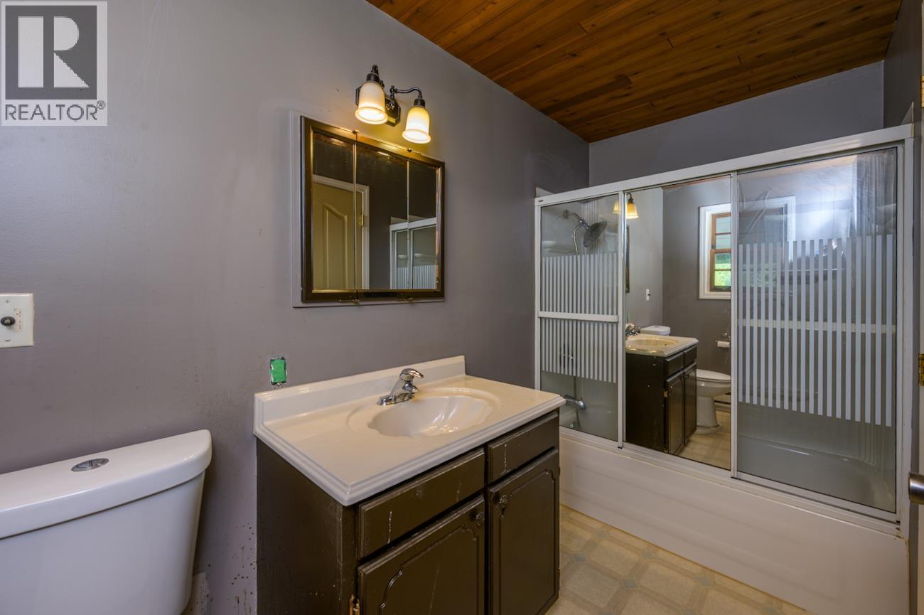8080 Edric Road, Prince George, British Columbia  V2K 5X4 - Photo 8 - R3003687