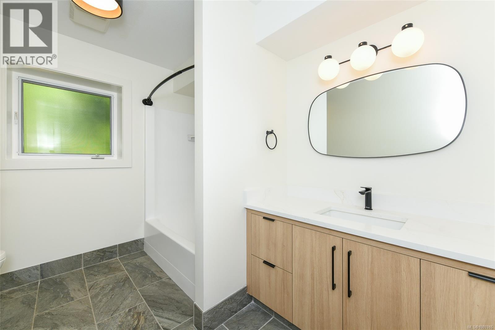 1547 Trumpeter Cres, Courtenay, British Columbia  V9N 8W6 - Photo 49 - 1009316