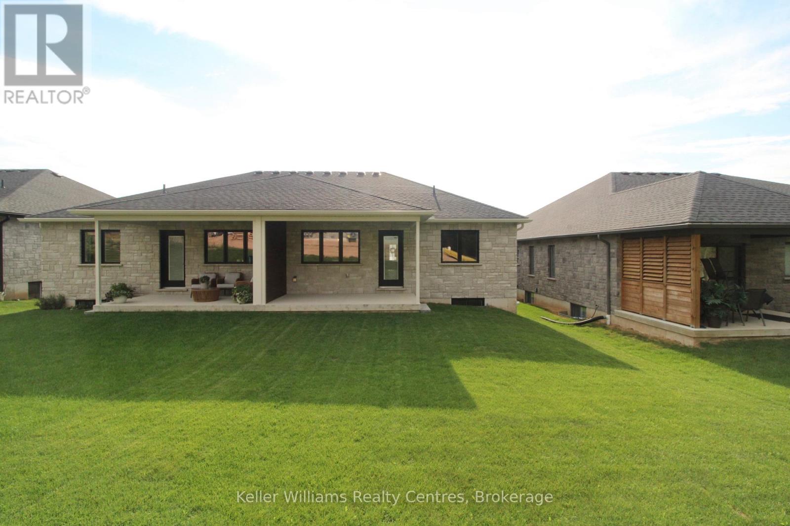 853 22nd Avenue A, Hanover, Ontario  N4N 0C5 - Photo 15 - X12127697