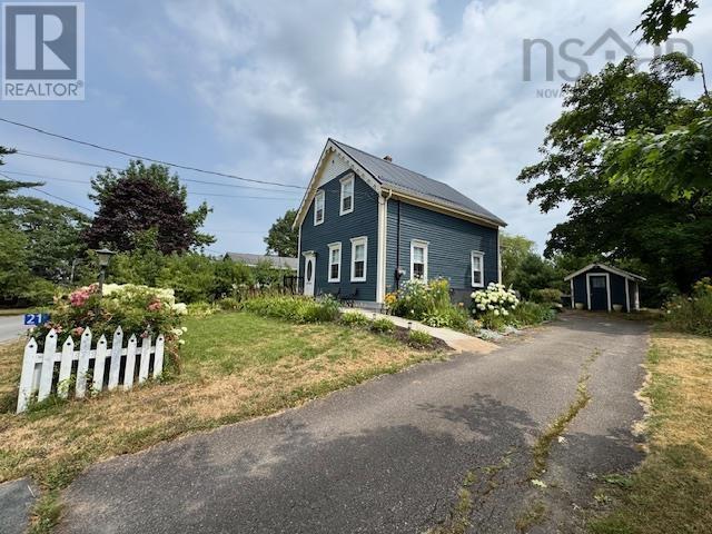 21 Asquith Avenue, Stewiacke, Nova Scotia  B0N 2J0 - Photo 1 - 202519711