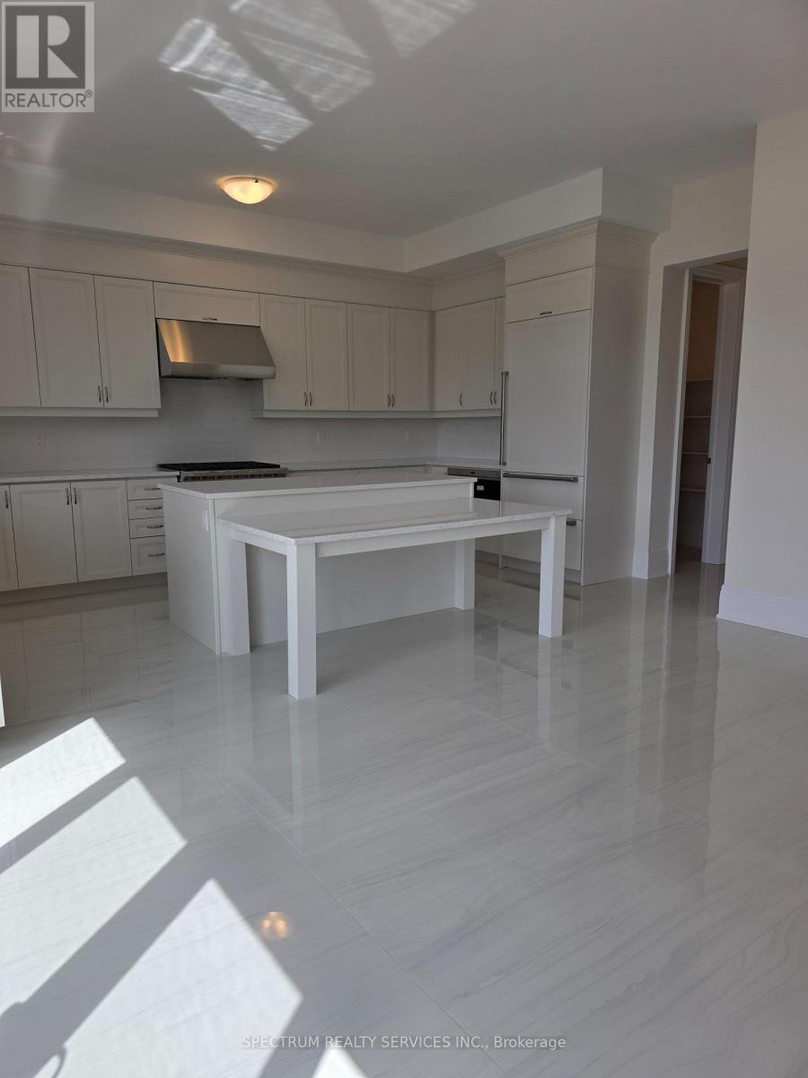 Property at 32 SERAVILLE STREET image 3