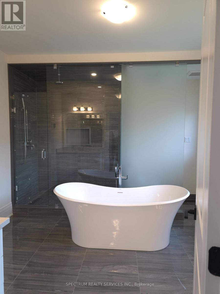 10 Adario Crescent, Vaughan, Ontario  L3L 0G3 - Photo 11 - N12345353