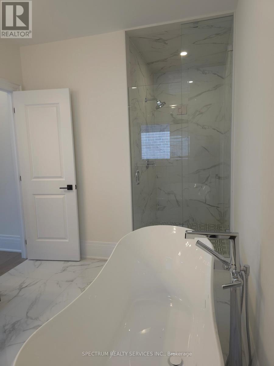 10 Adario Crescent, Vaughan, Ontario  L3L 0G3 - Photo 21 - N12345353