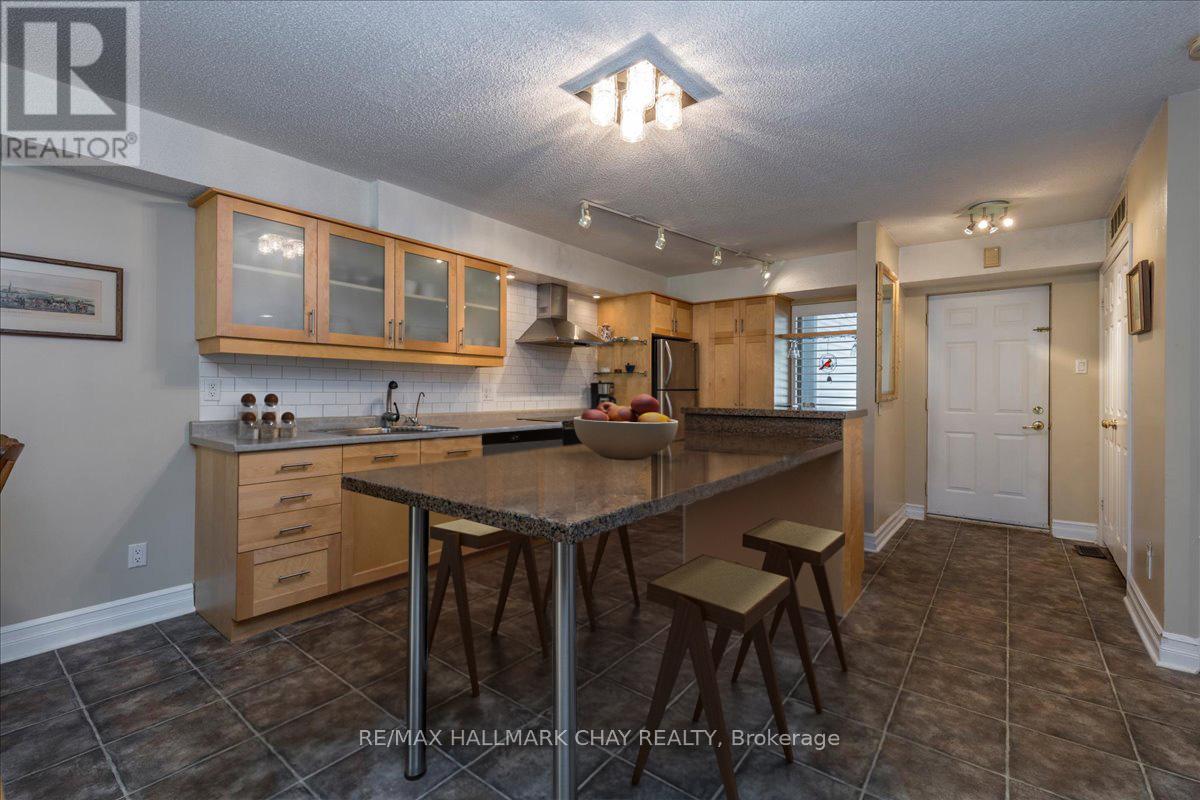 7 - 10 Mulligan Lane, Wasaga Beach, Ontario  L9Z 1C4 - Photo 5 - S12345449