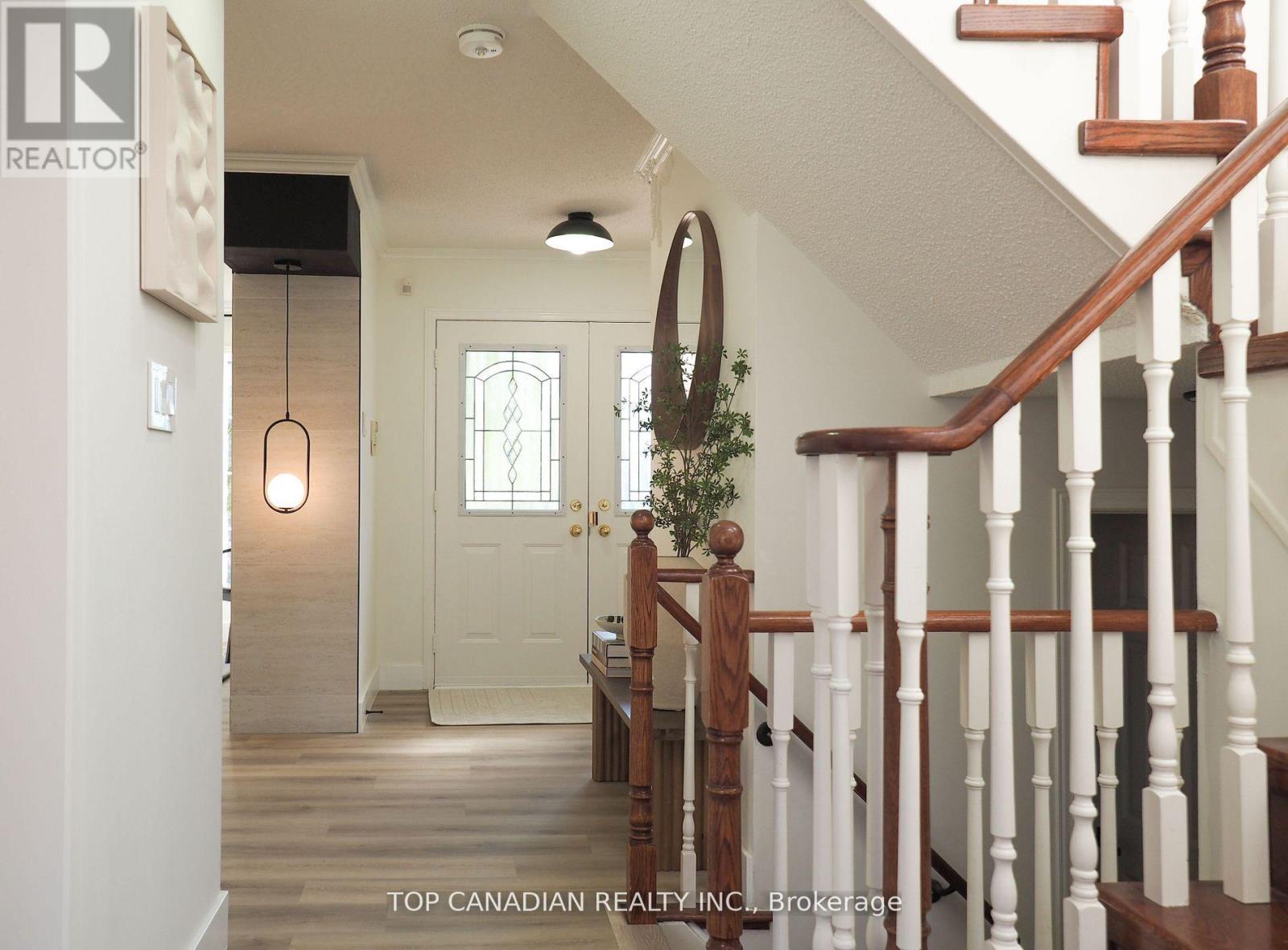 5827 Rainberry Drive, Mississauga (Churchill Meadows), Ontario  L5M 6S2 - Photo 7 - W12345370
