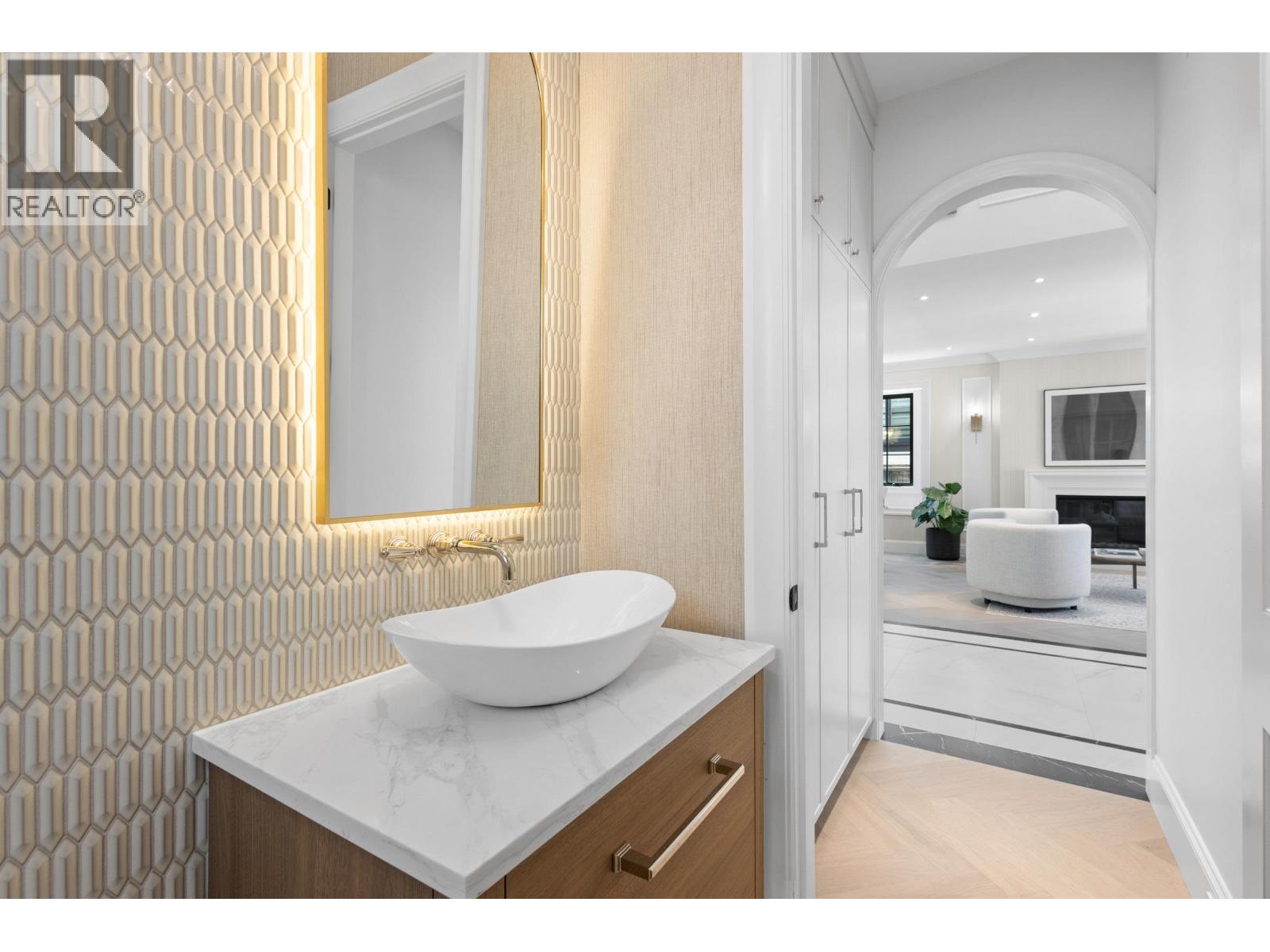 3970 Eton Street, Burnaby, British Columbia  V5C 1J5 - Photo 9 - R3037314
