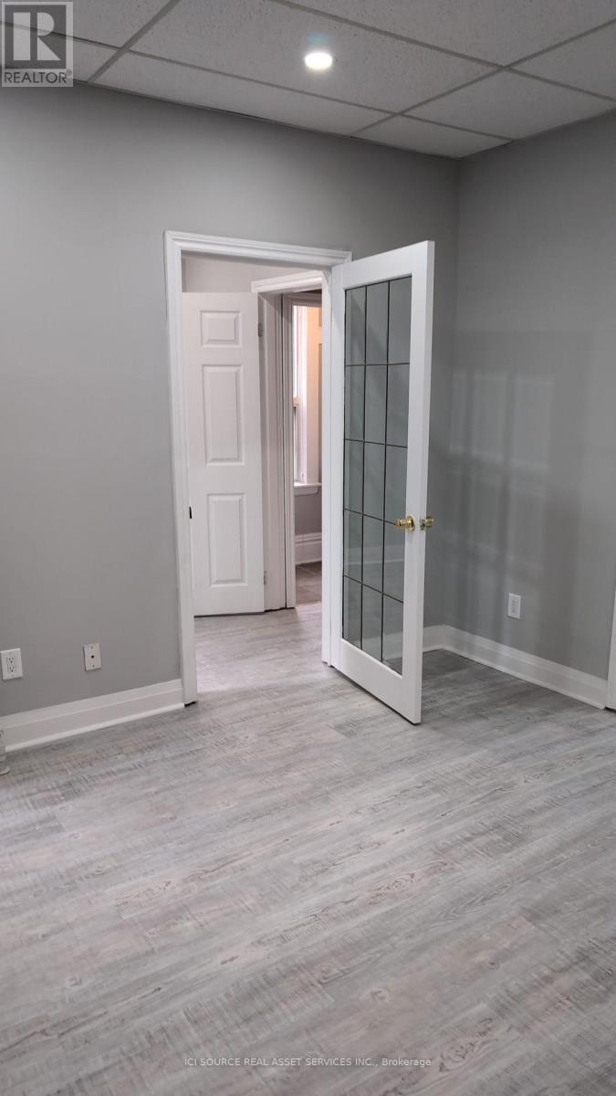 Main Floor - 504 Main Street E, Hamilton, Ontario  L8N 1K7 - Photo 6 - X12345414