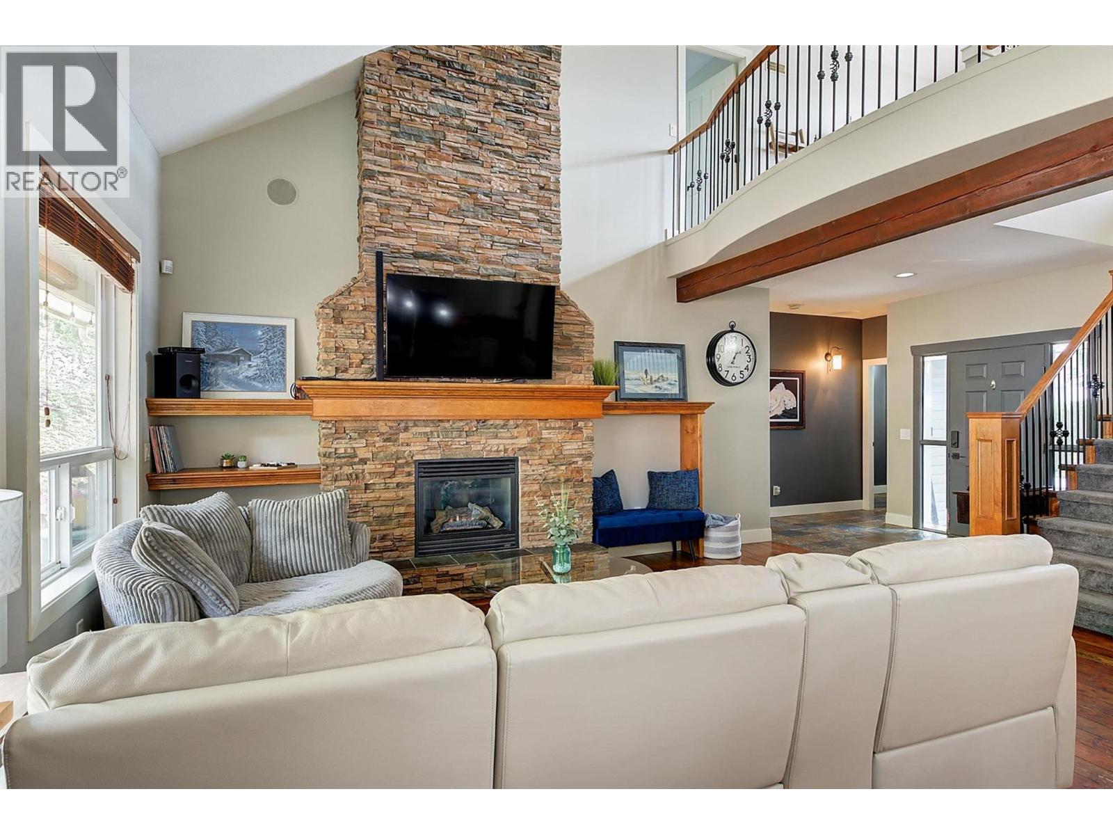 2091 Rose Anne Court