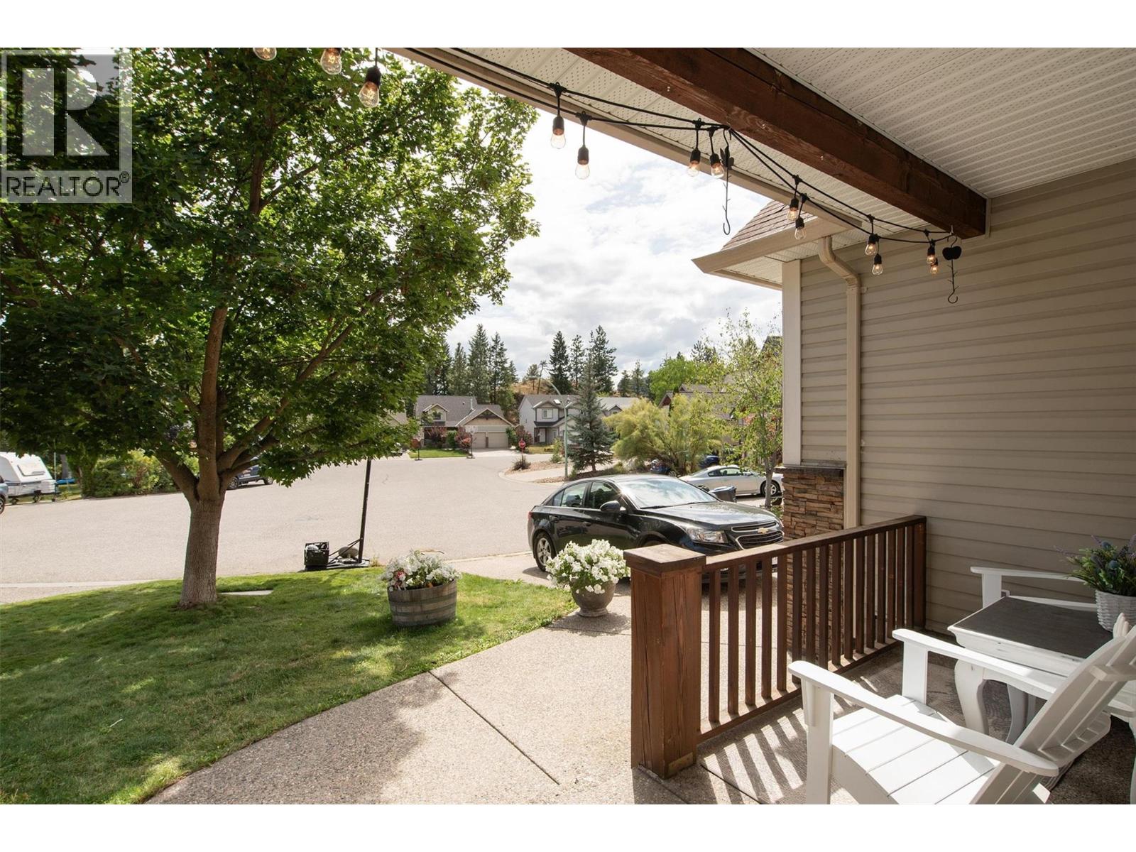 Property at 2091 Rose Anne Court image 2