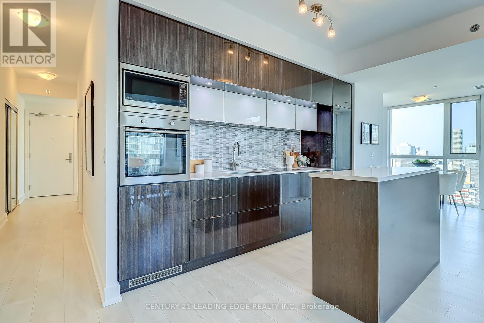 3904 - 318 Richmond Street, Toronto, Ontario  M5V 0B4 - Photo 3 - C12345475