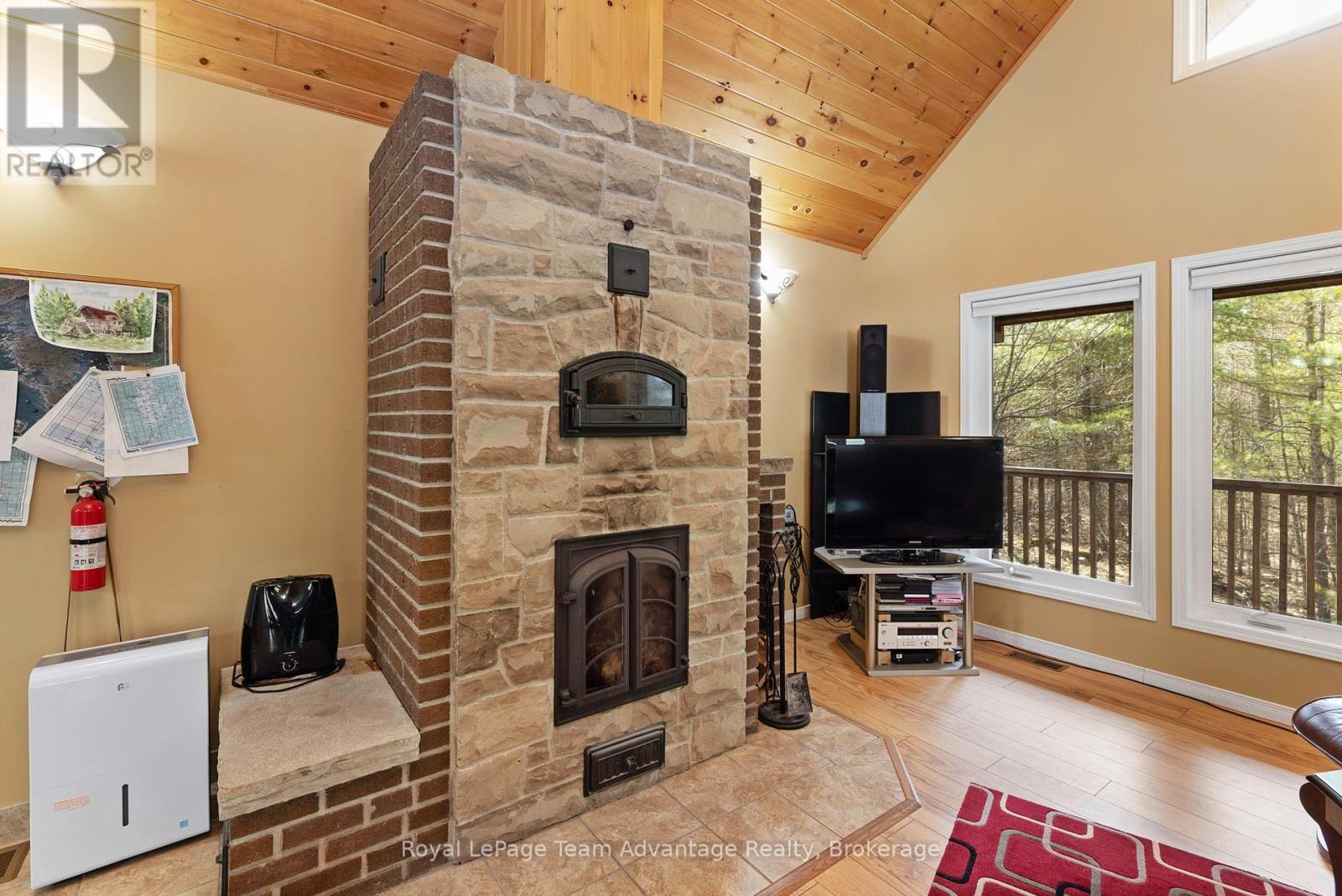 72 Richwood Drive, The Archipelago, Ontario  P0G 1G0 - Photo 21 - X12339194