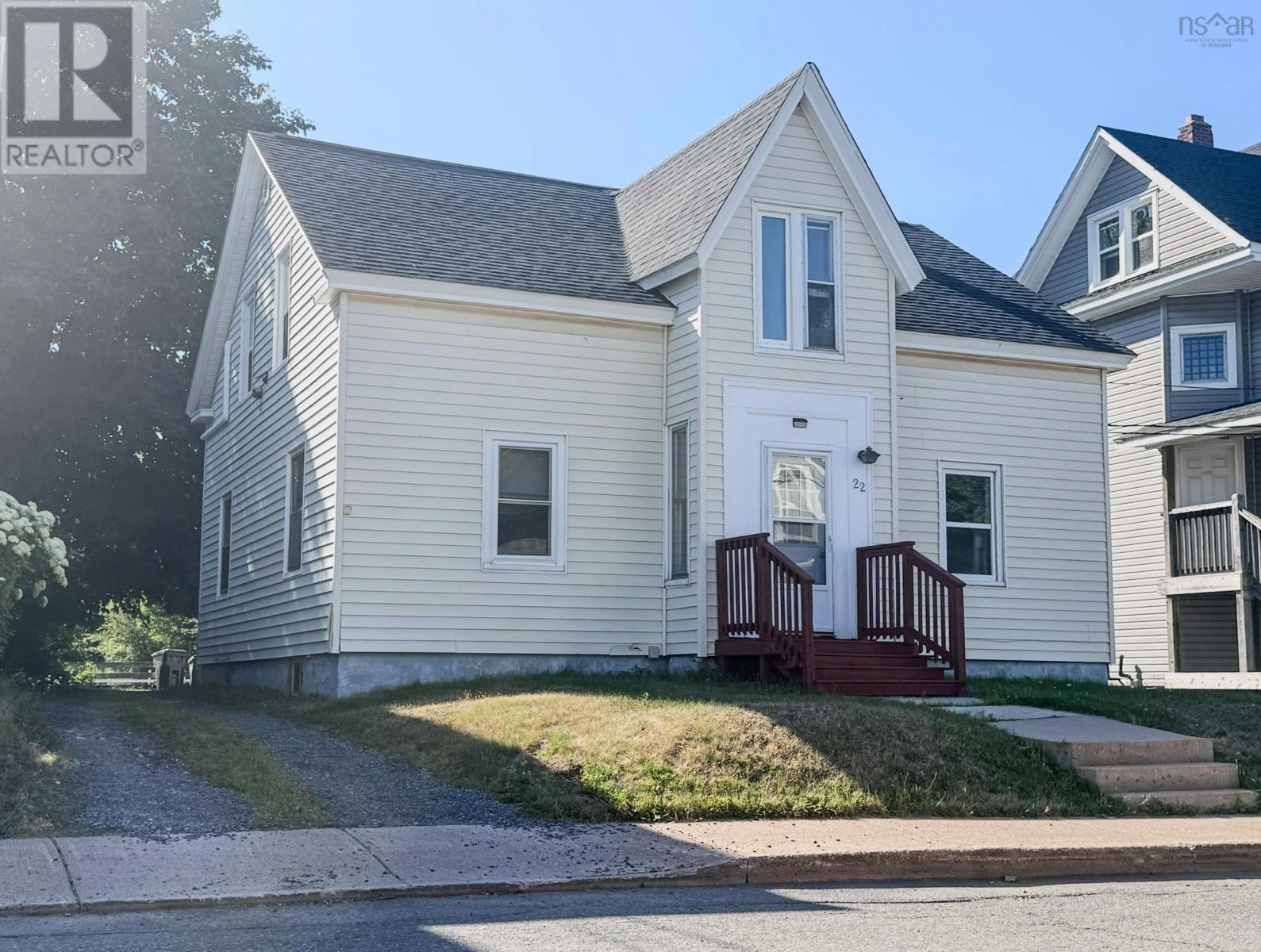 22 Logan Street, Truro, Nova Scotia  B2N 2B4 - Photo 2 - 202520596