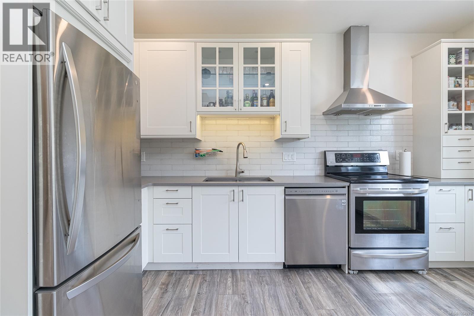 Property at 3184 Millgrove St image 1