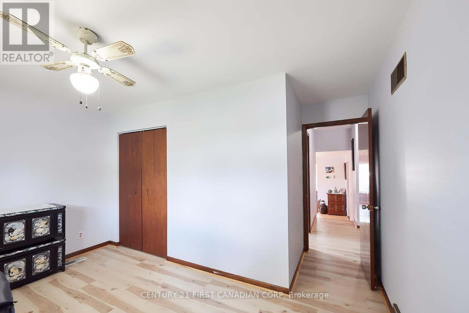 10776 Atwater Crescent, Windsor, Ontario  N8R 1N6 - Photo 27 - X12345512