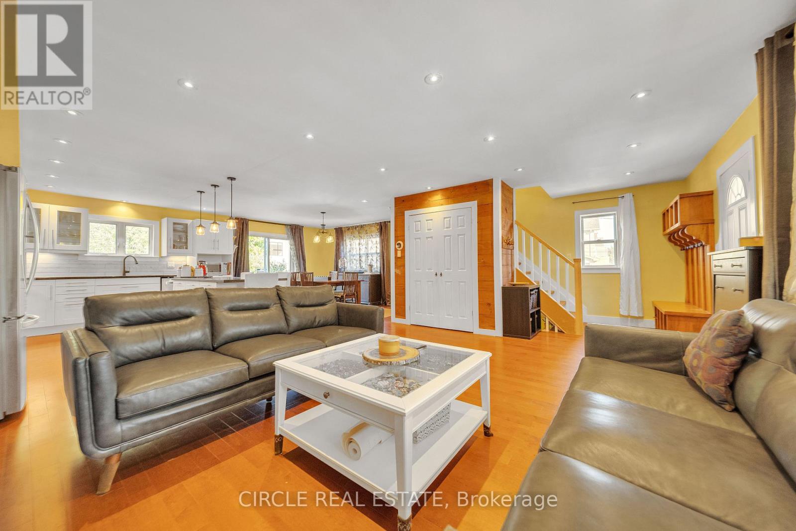 1043 Shaw Drive, Mississauga (Lakeview), Ontario  L5G 3Z3 - Photo 8 - W12345469