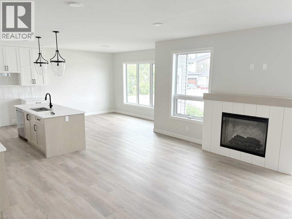 Property at 16 Eaton Crescent image 5