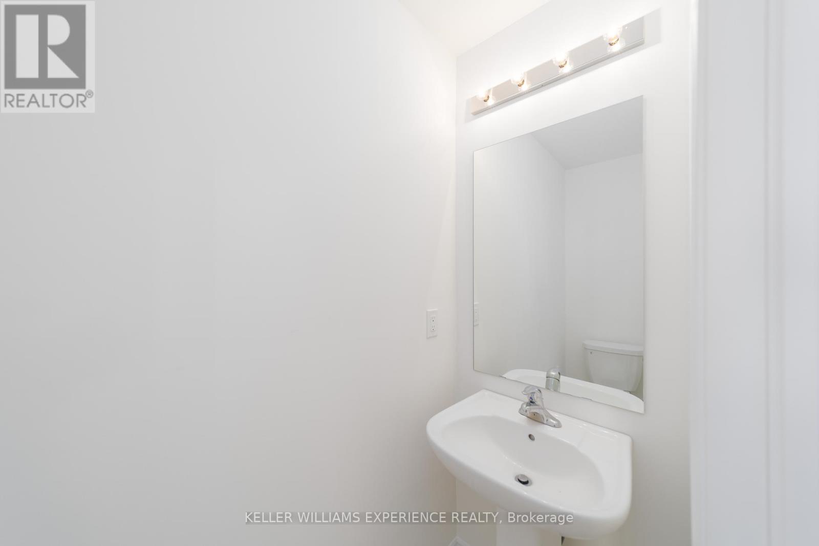 4 Shapira Avenue, Wasaga Beach, Ontario  L9Z 0K1 - Photo 9 - S12316807