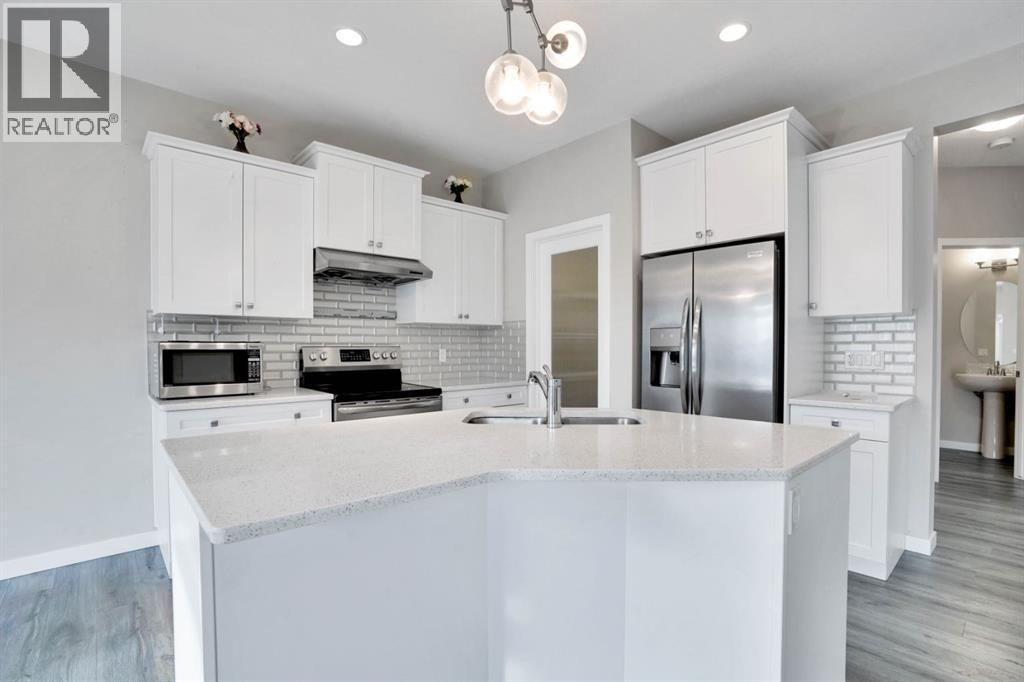21 Kingsbury Close Se, Airdrie, Alberta  T4A 0R4 - Photo 4 - A2245250