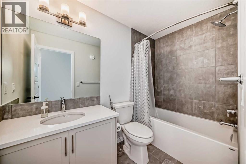 153 Edith Way Nw, Calgary, Alberta  T3R 2B8 - Photo 13 - A2247146