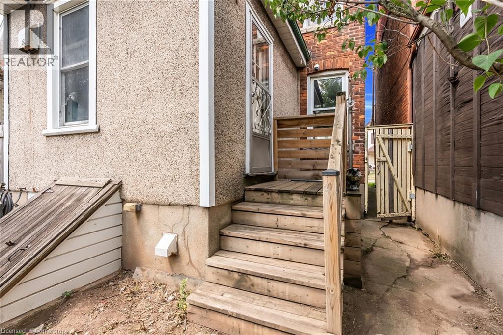 170 Grosvenor Avenue N, Hamilton, Ontario  L8L 7S8 - Photo 37 - 40760661