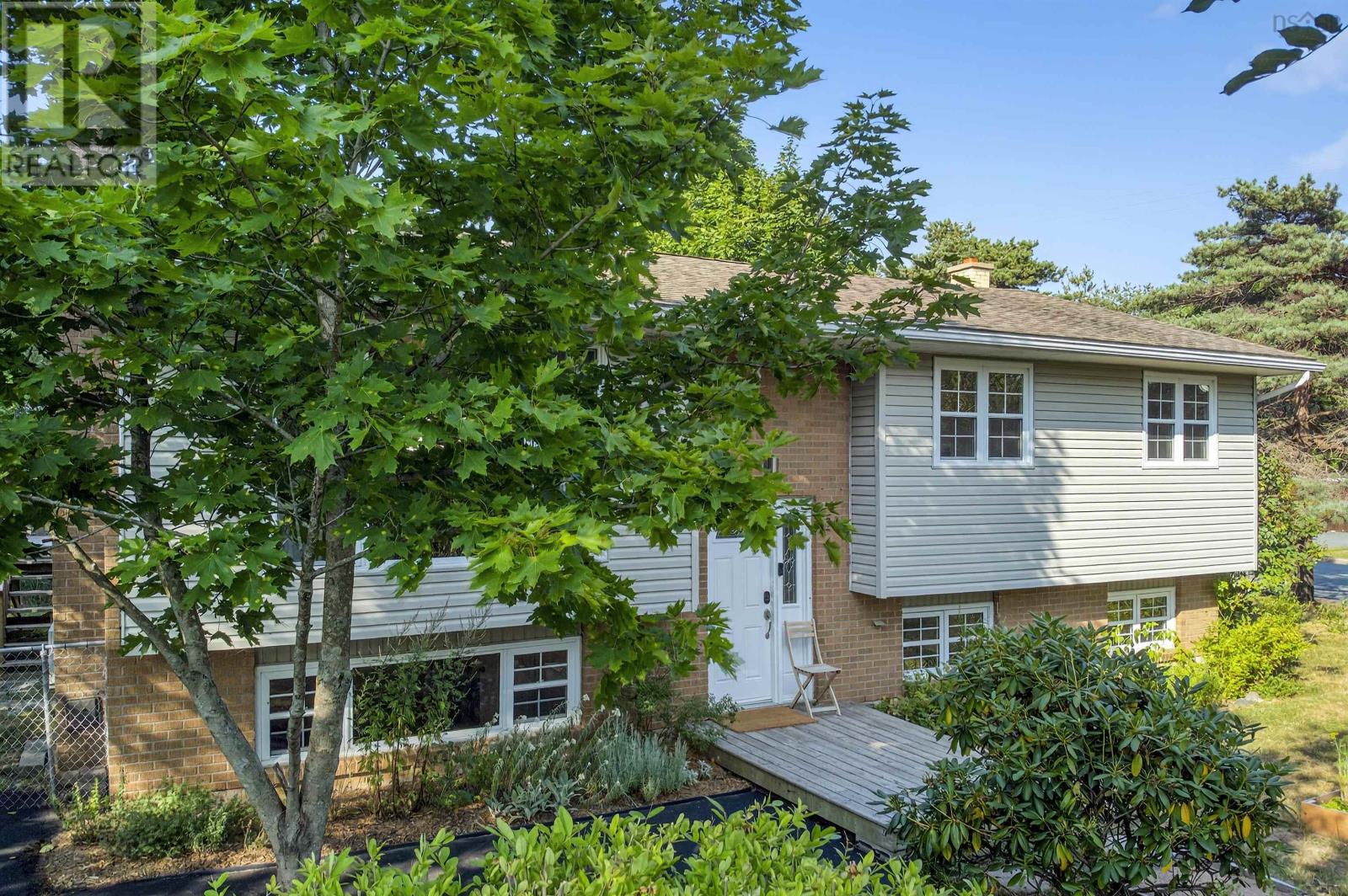24 Colby Drive, Colby Village, Nova Scotia  B2V 1X6 - Photo 2 - 202520538