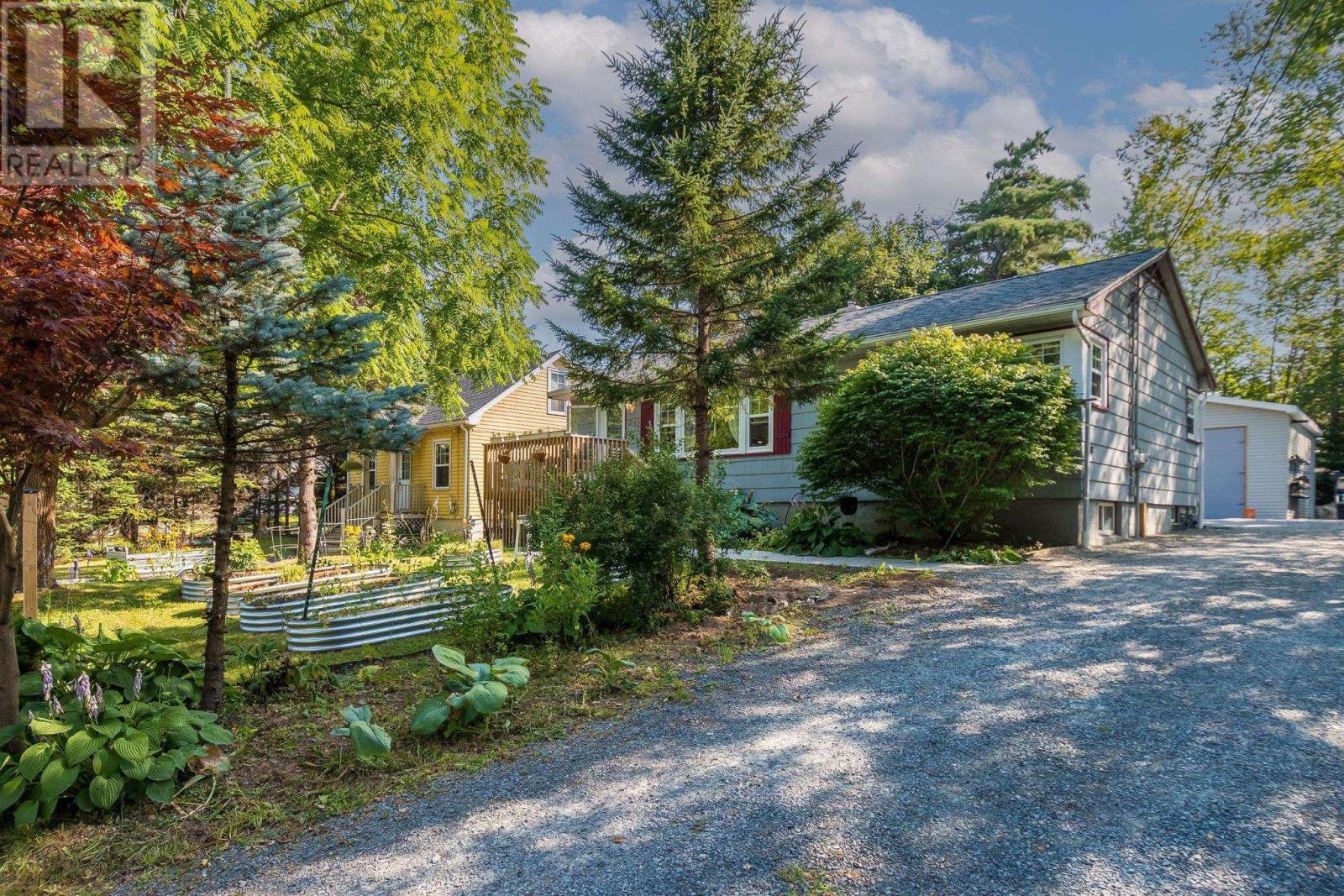 2152 St. Margarets Bay Road, Timberlea, Nova Scotia  B3T 1C9 - Photo 3 - 202520550