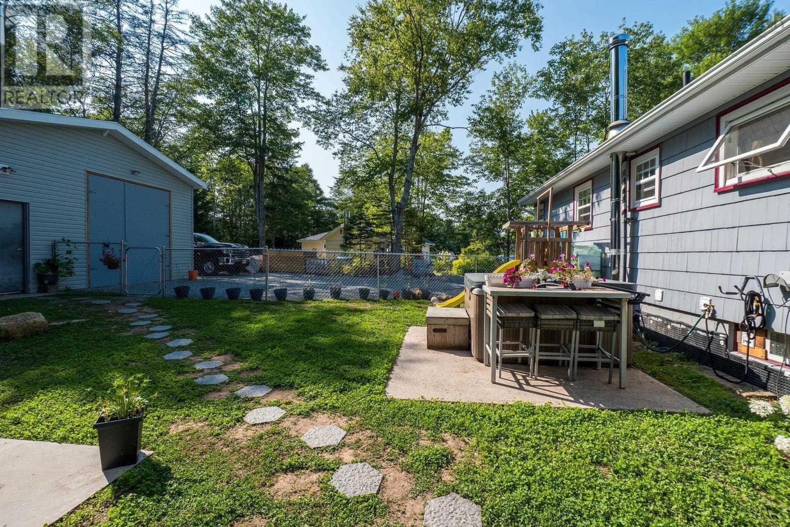 2152 St. Margarets Bay Road, Timberlea, Nova Scotia  B3T 1C9 - Photo 5 - 202520550