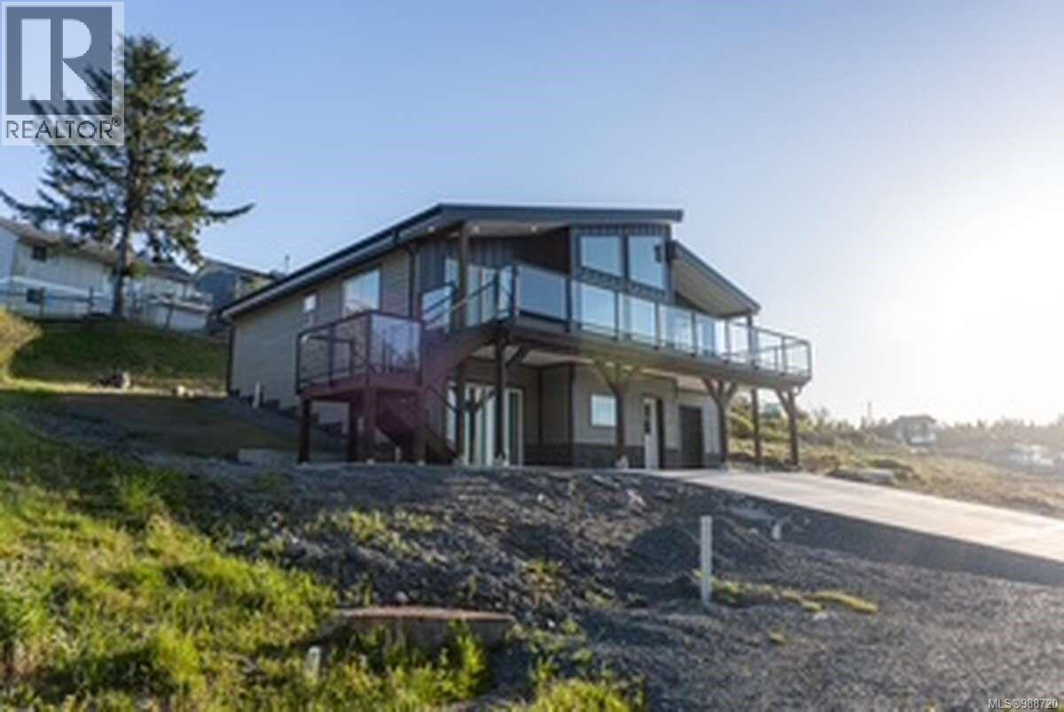 2087 Pioneer Hill Dr, Port Mcneill, British Columbia  V0N 2R0 - Photo 3 - 988720