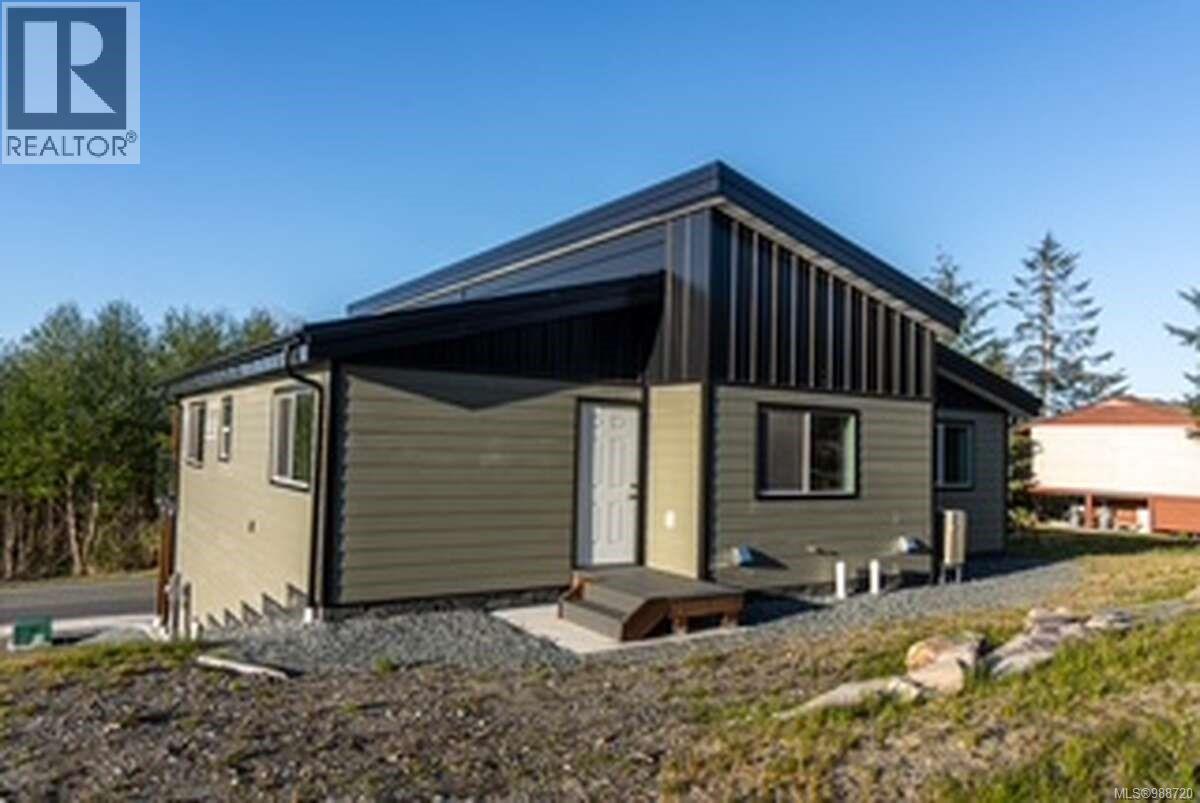 2087 Pioneer Hill Dr, Port Mcneill, British Columbia  V0N 2R0 - Photo 6 - 988720